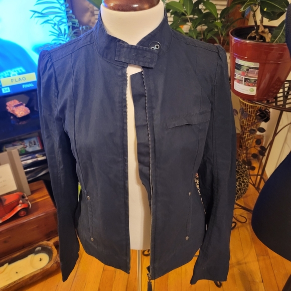 Vans Womens Athletic Utility Jacket with Button Neck Closure - Picture 9 of 12